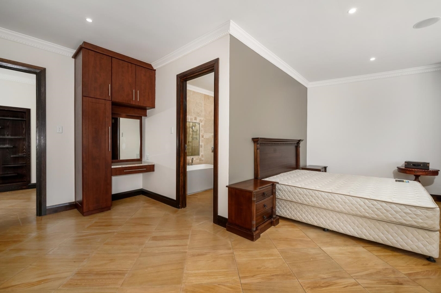 5 Bedroom Property for Sale in Mill Park Eastern Cape